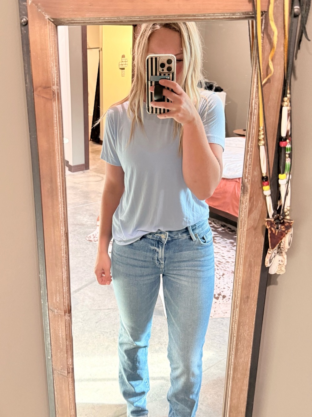 Hidden Straight Fit Jean